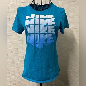 NIKE T-Shirt